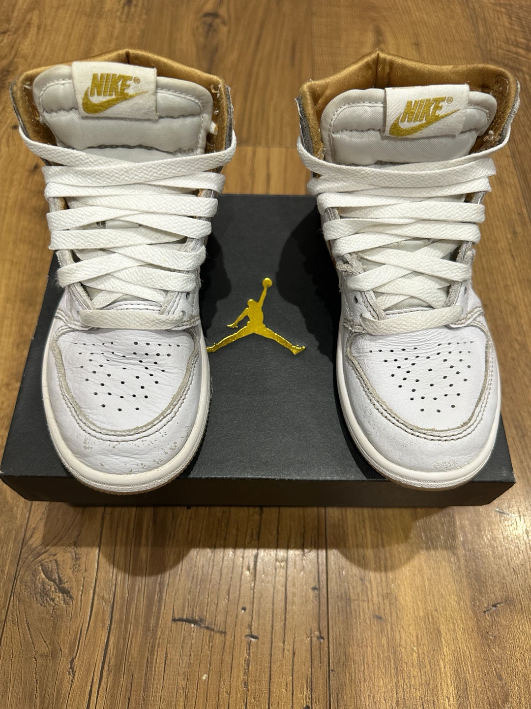Nike Air Jordan 1