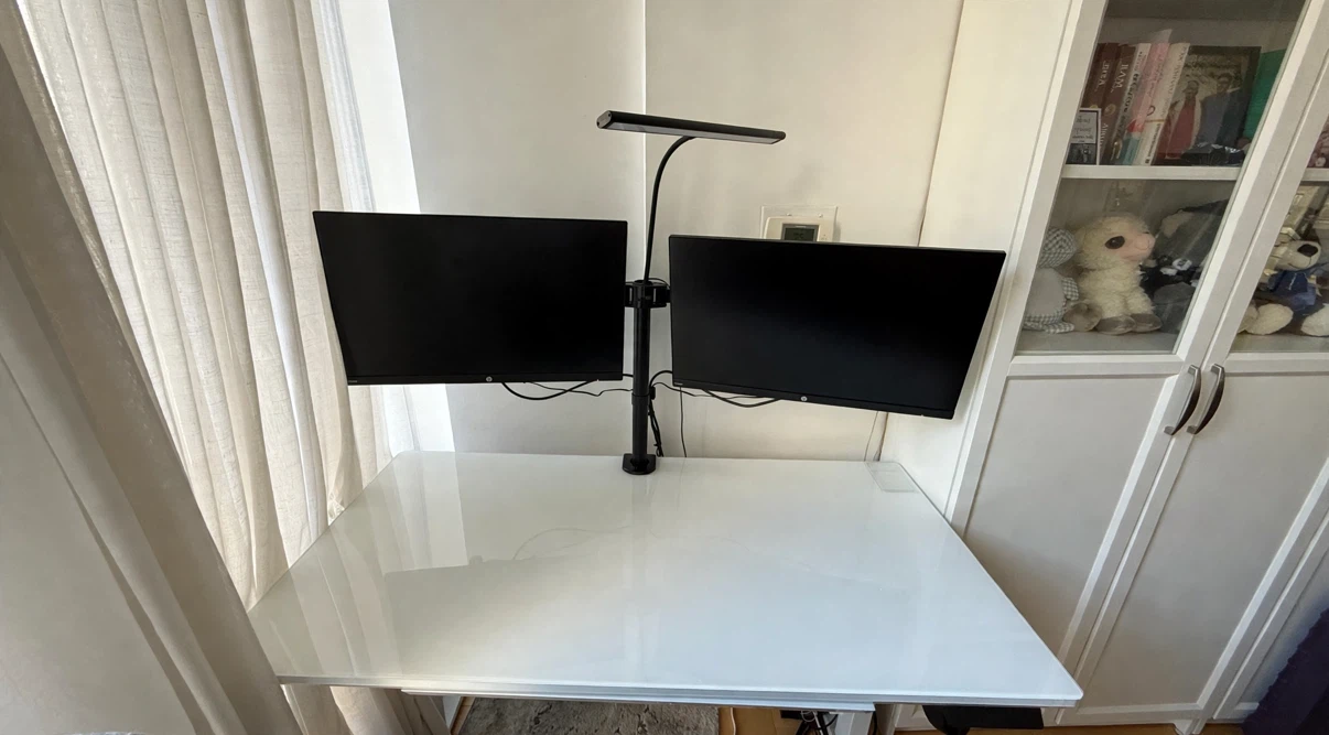 HP Dual Monitor Mount with Integrated Desk Lamp