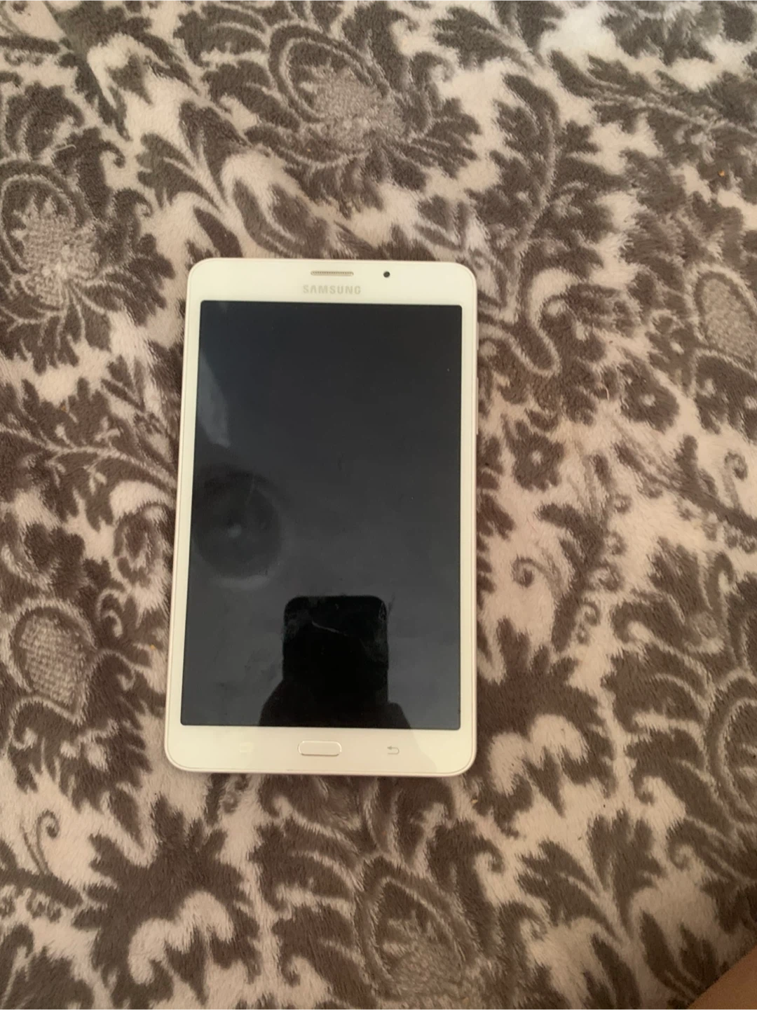 Samsung Galaxy Tab White Tablet selling for parts!!