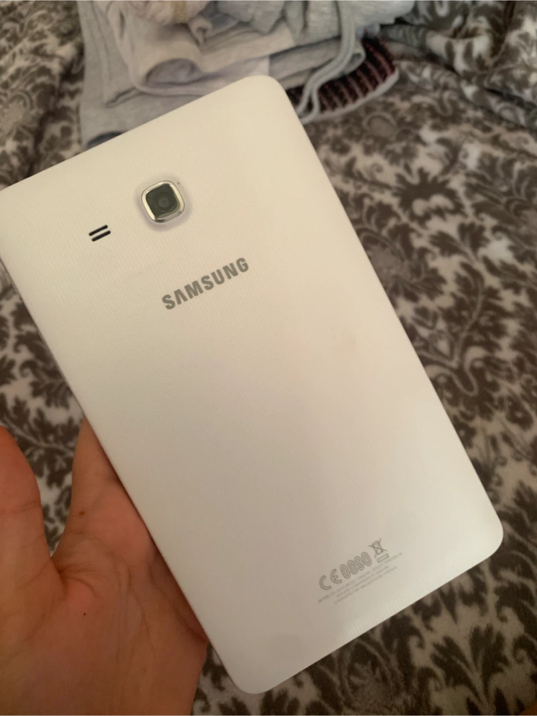 Samsung Galaxy Tab White Tablet selling for parts!! - photo 2