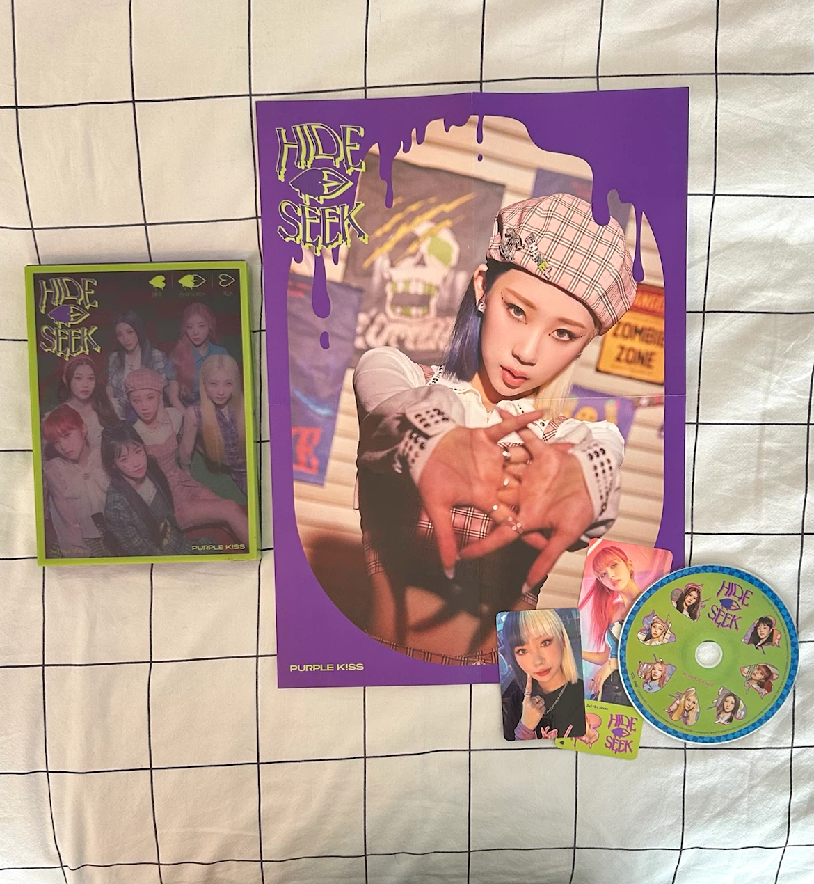 Purple Kiss Hide & Seek Album
