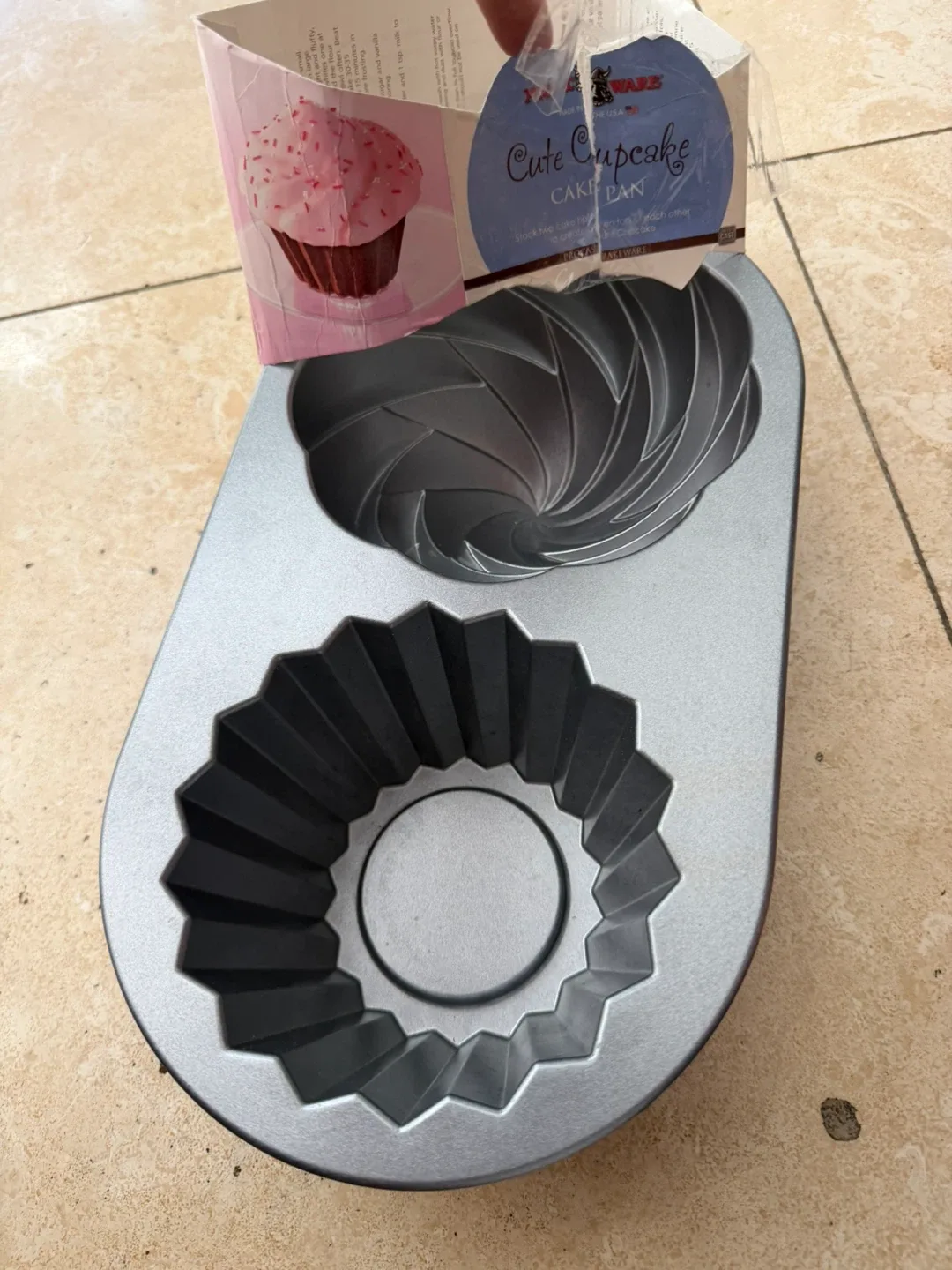 Nordic Ware Cute Cupcake Cake Pan