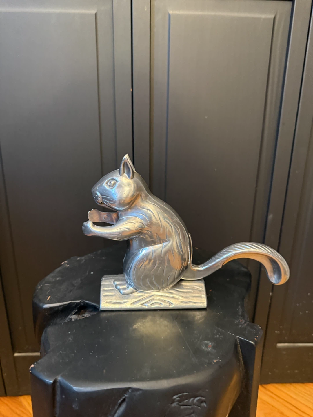 Nutty Squirrel Nutcracker - photo 4