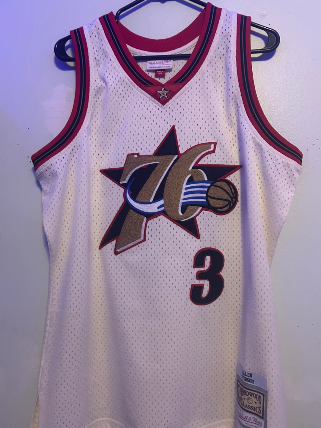 Mitchell & Ness Allen Iverson 76ers Jersey - photo 2