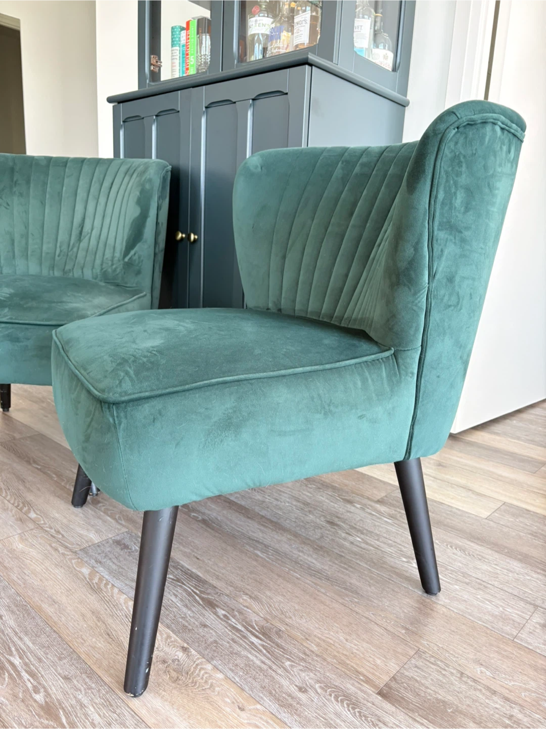 Set of Two Green Velvet Accent Chairs - photo 3