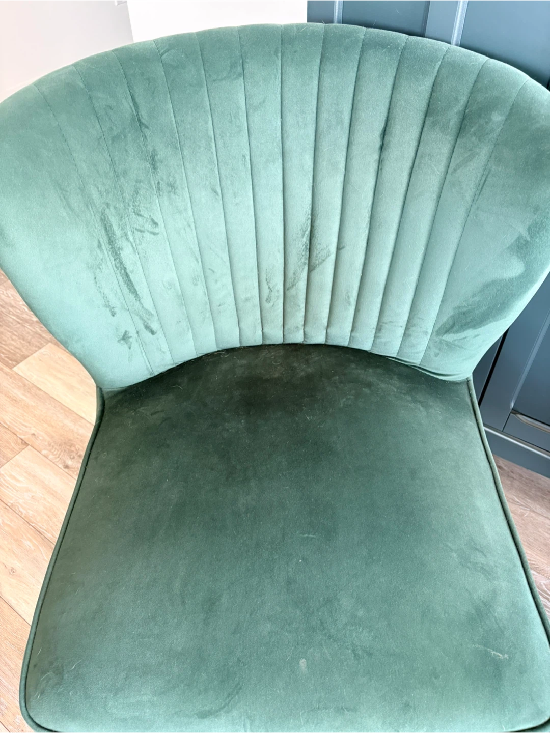 Set of Two Green Velvet Accent Chairs - photo 5