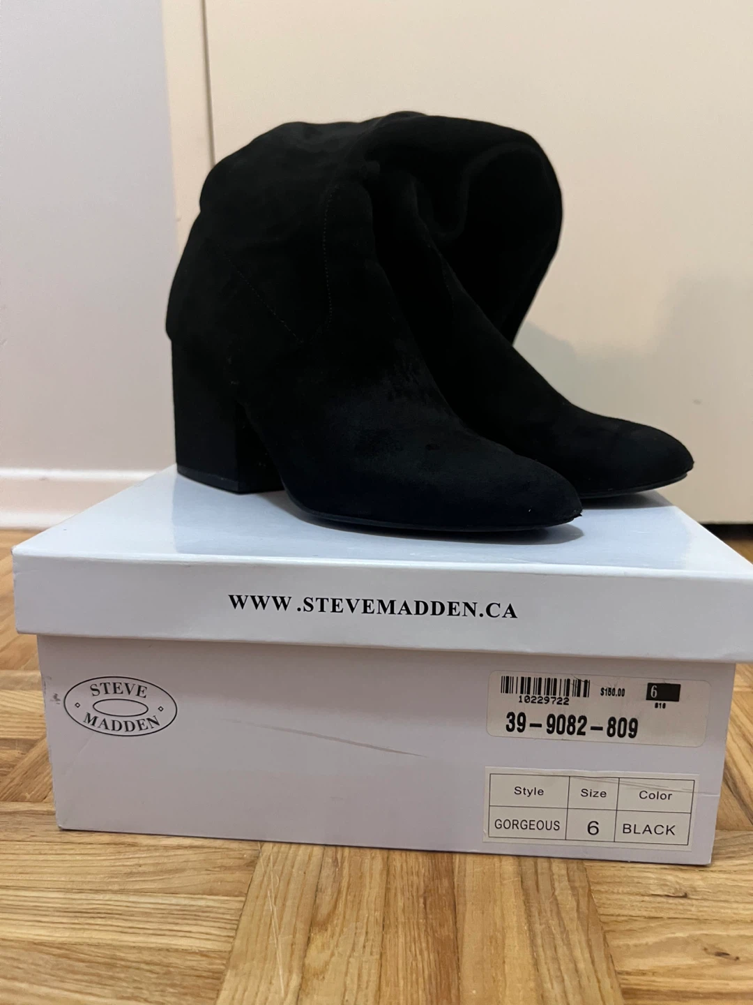 Steve Madden Gorgeous Black Boots