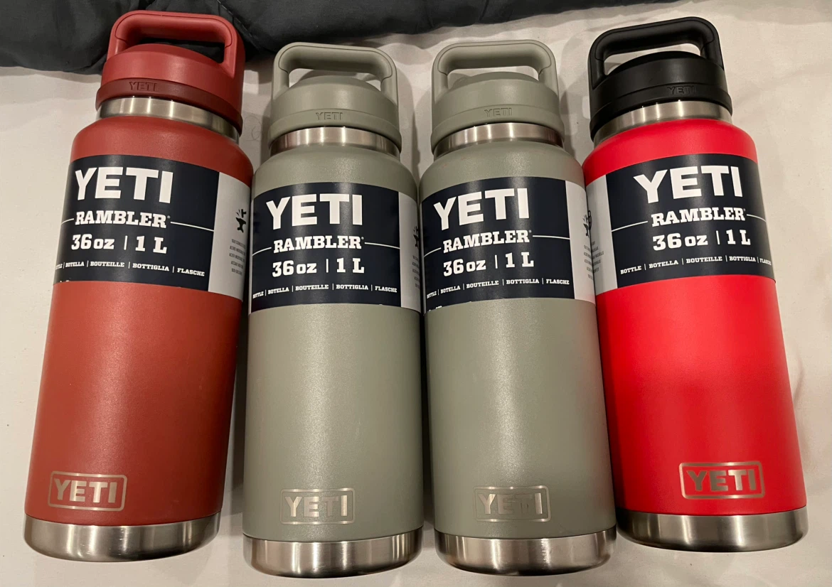 4 YETI Rambler 36 oz Water Bottles - photo 2