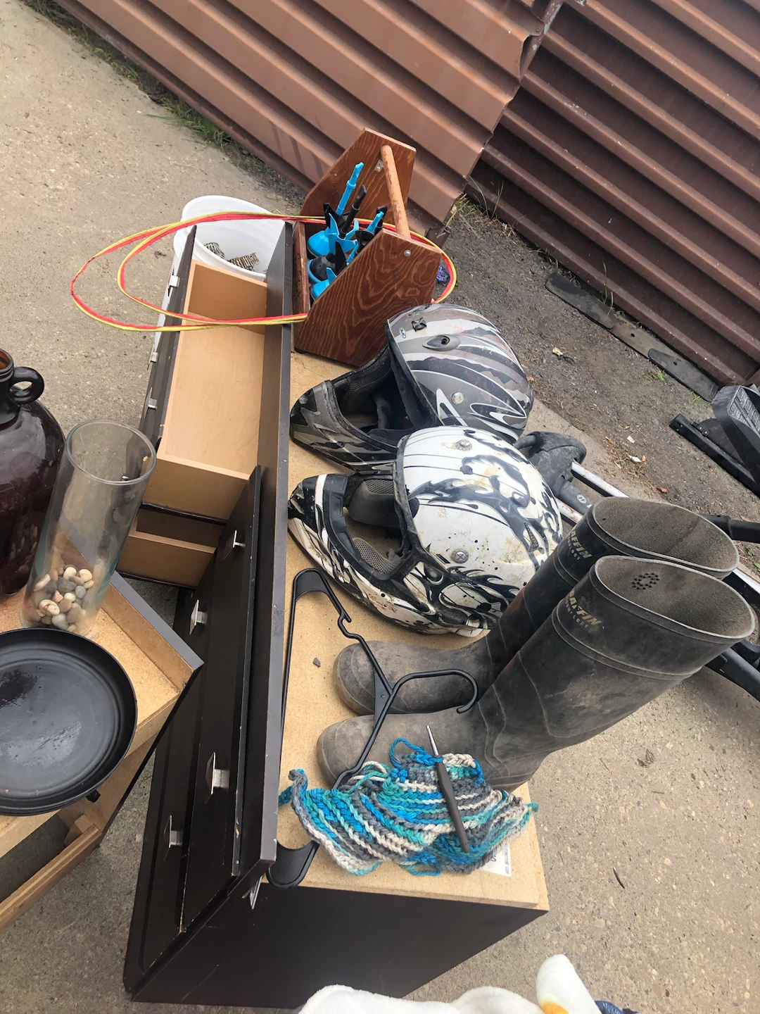 Garage sale 208 lee ridge road - photo 5