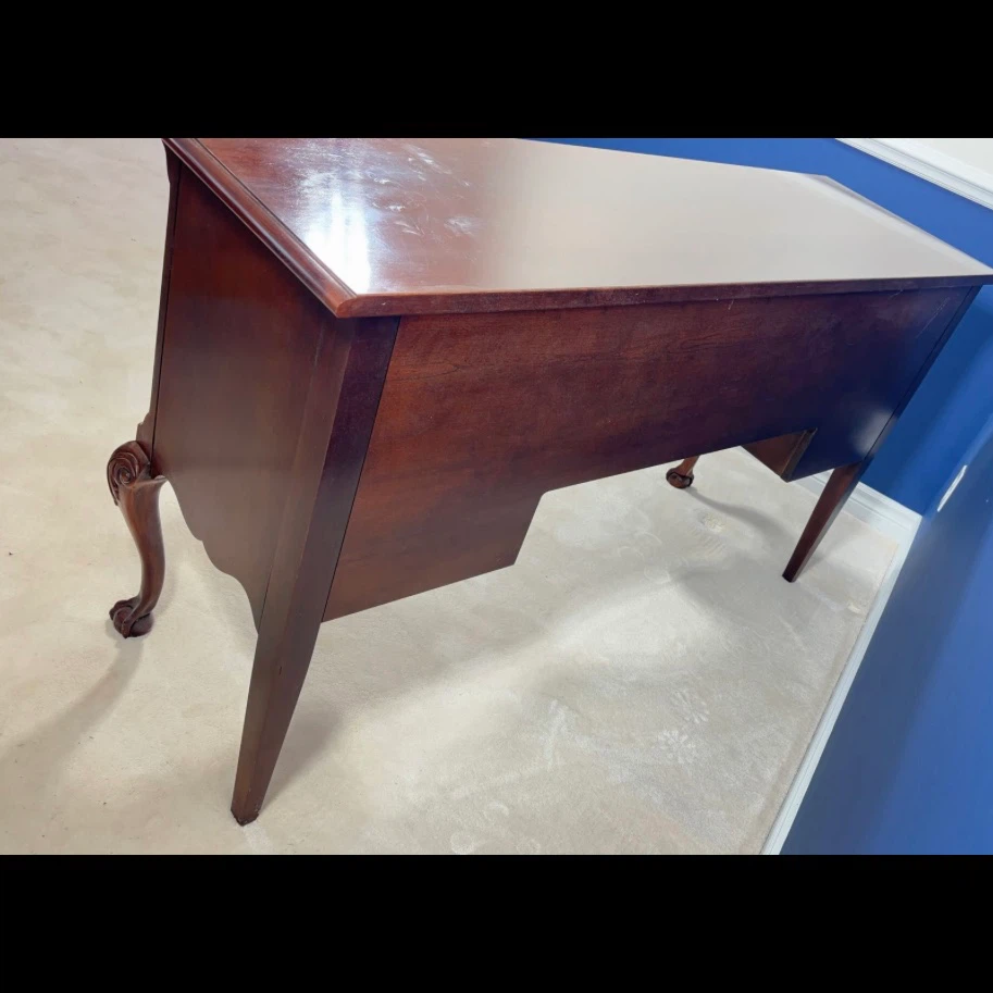 Thomasville Winston Court Cherry Sideboard - photo 4