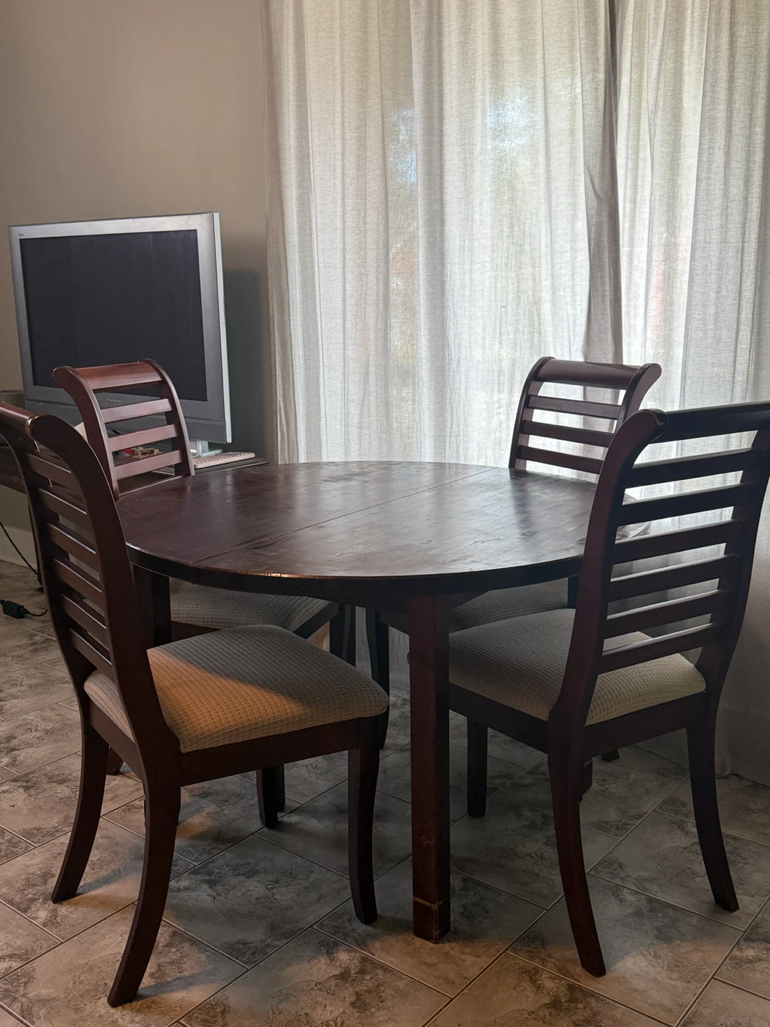 Round Wooden Dining Table with 4 Chairs