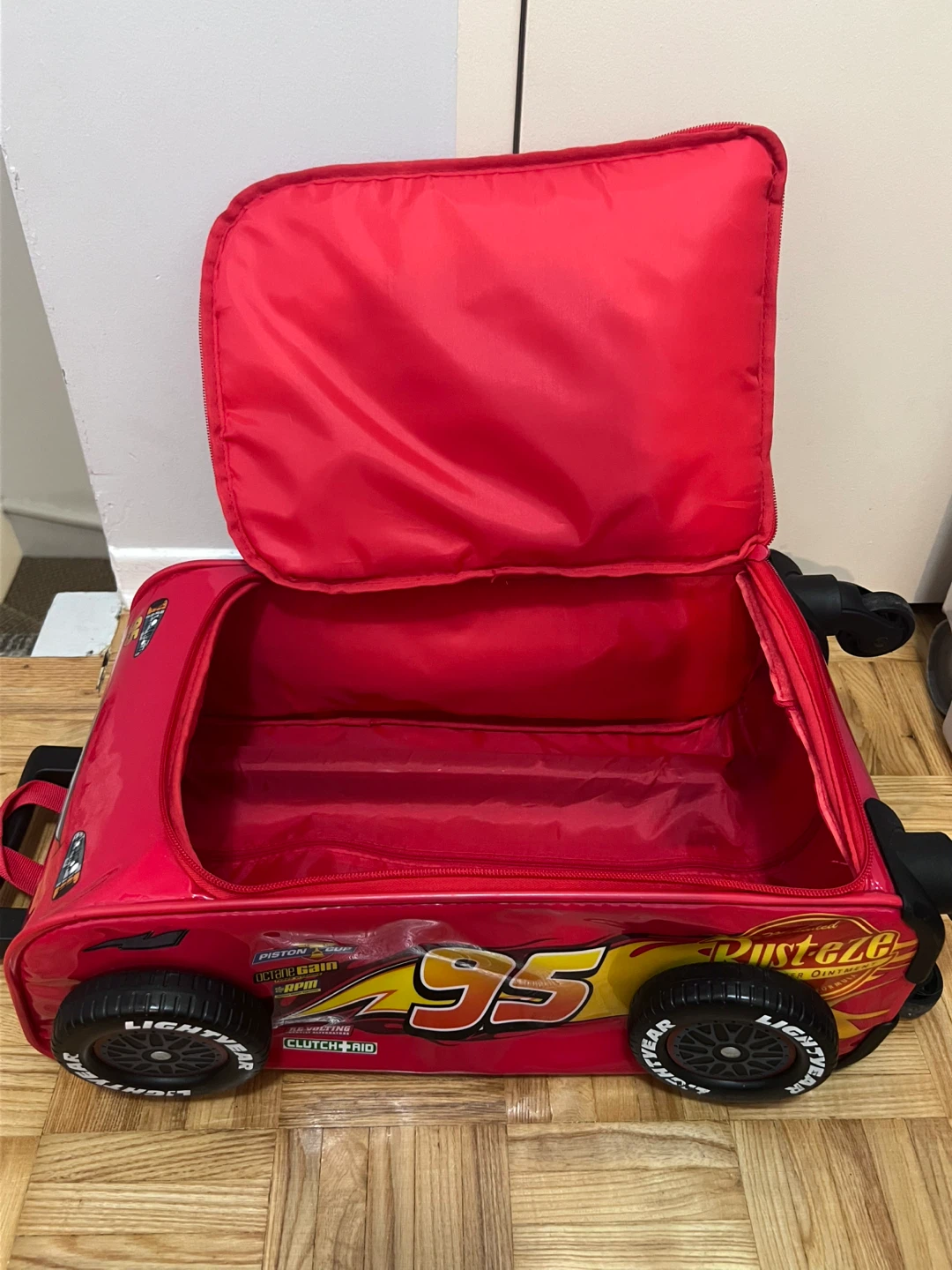 Lightning McQueen Rolling Carry-on Suitcase - photo 3