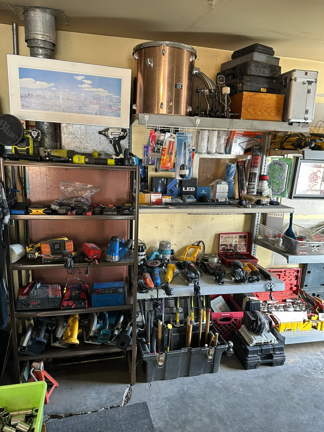 Garage sale. 13540 67 street - photo 5