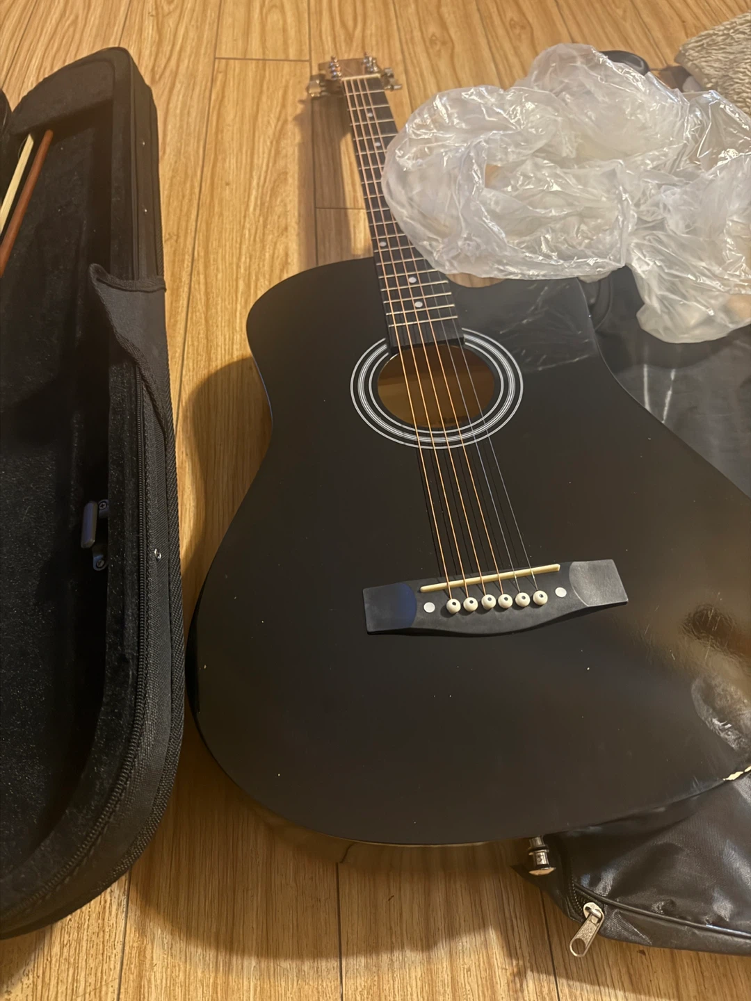 Vangoa White Violin and Black Acoustic Guitar Bundle - photo 3