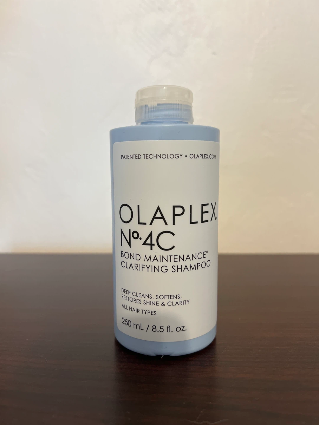 Olaplex No. 4C Bond Maintenance Clarifying Shampoo