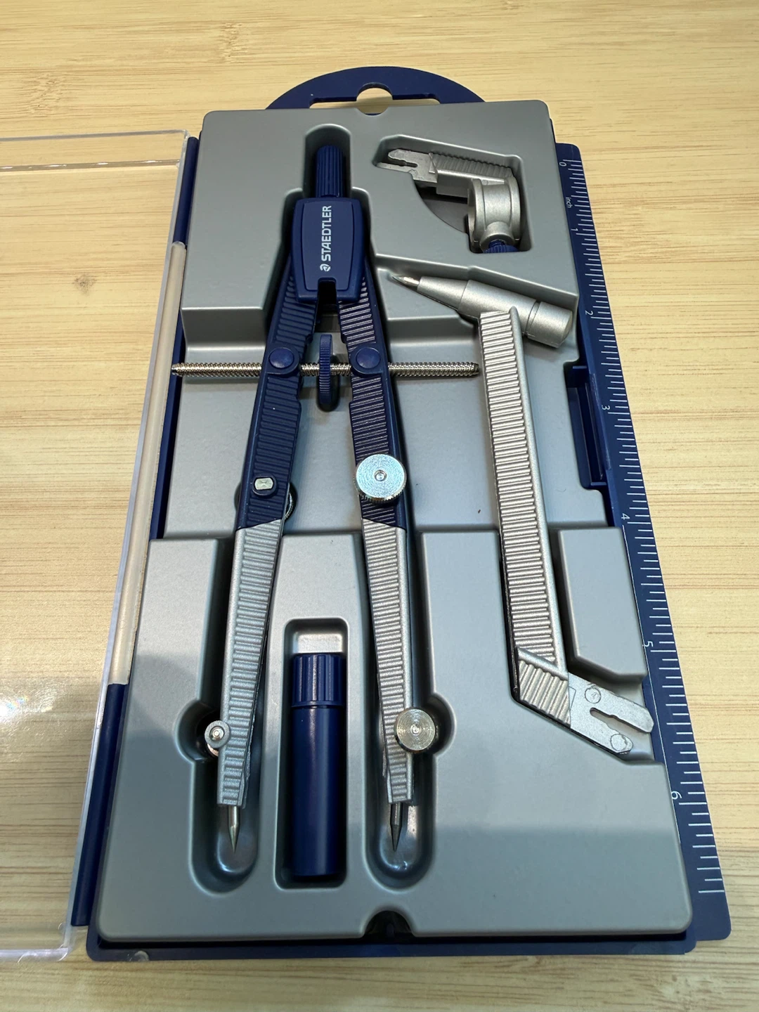 Staedtler Advanced Compass Set 550 62 A6 - photo 3