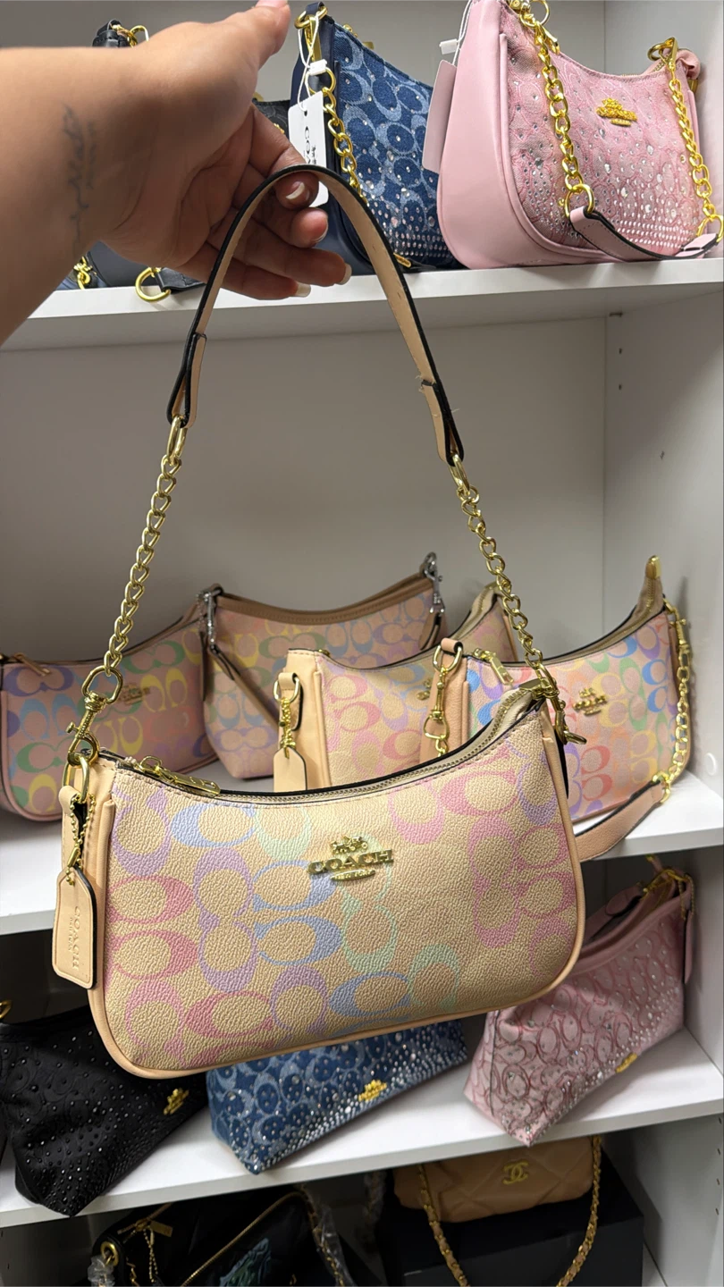 Assorted Designer Style Handbags - photo 4