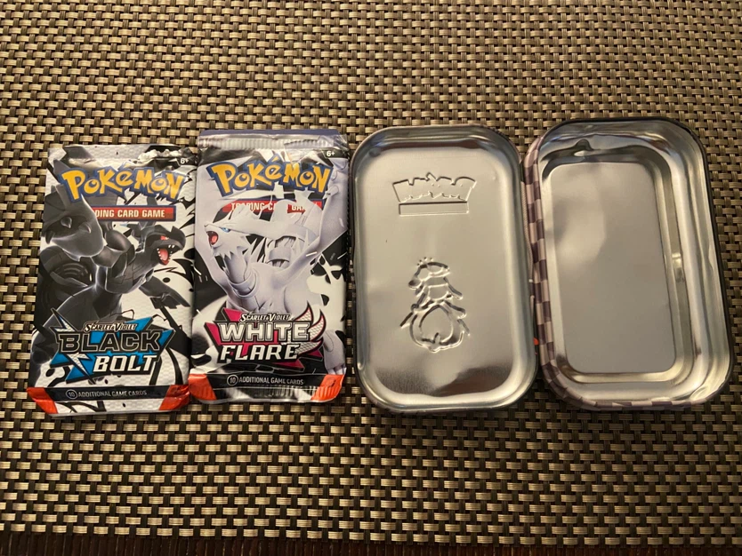 Pokemon Trading Card Game Tin and Cards - photo 4