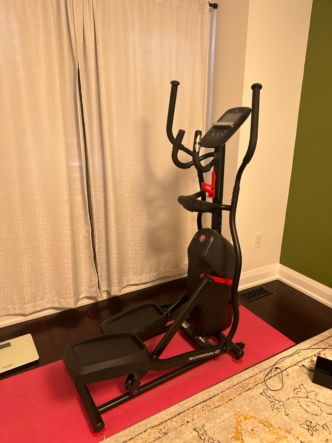 Schwinn 411 Compact Elliptical Machine
