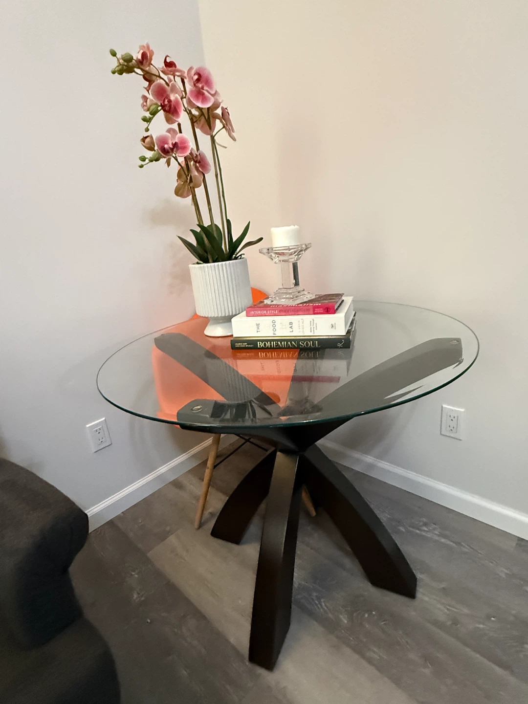 36" Round Glass Dining Table - photo 3