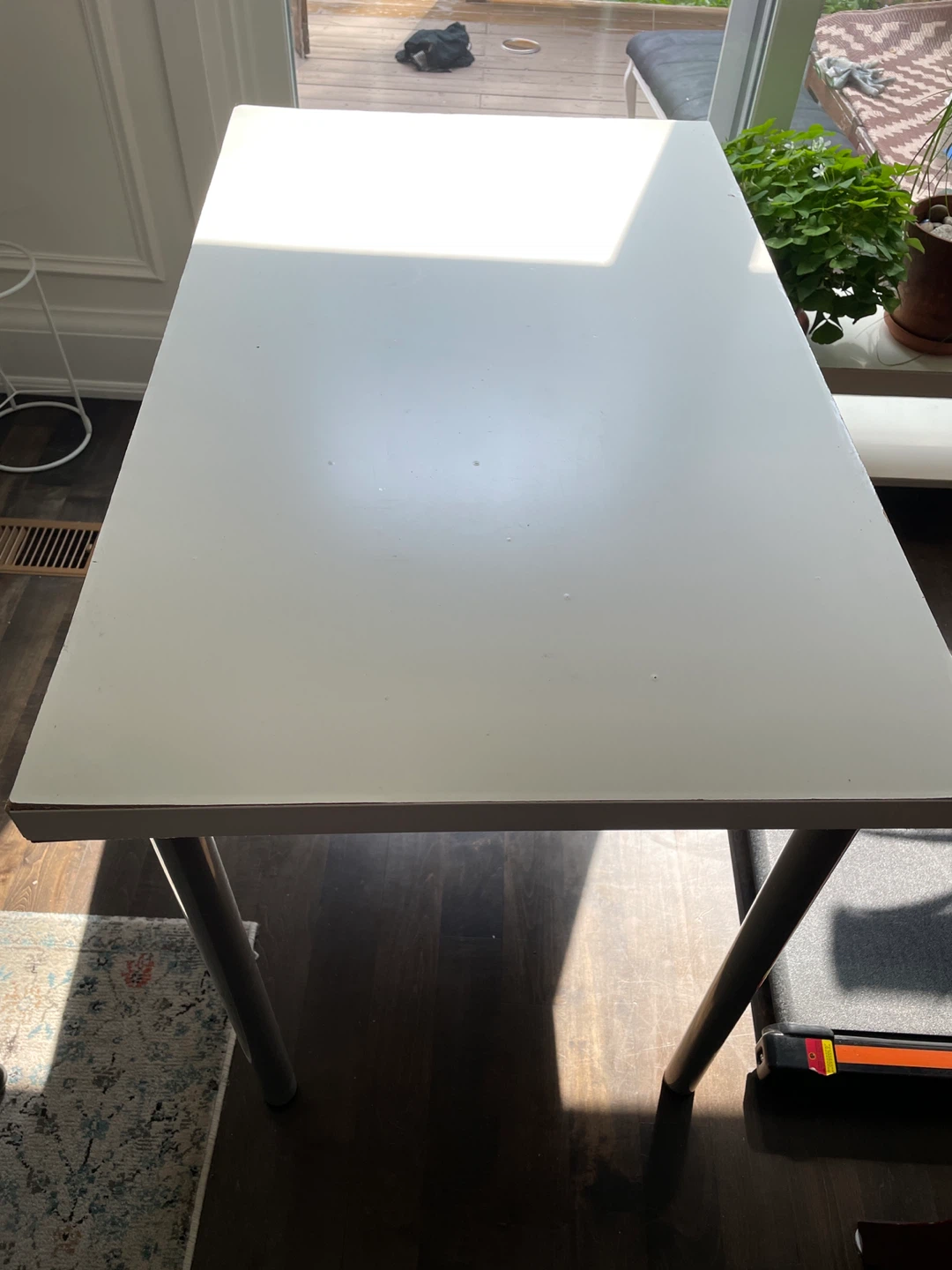 IKEA Linnmon White Table - photo 2