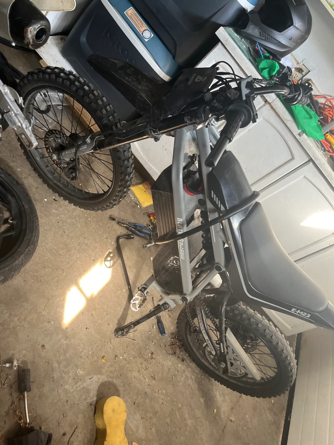 Blazego E-M23 Electric Dirt Bike rent for one day - photo 5