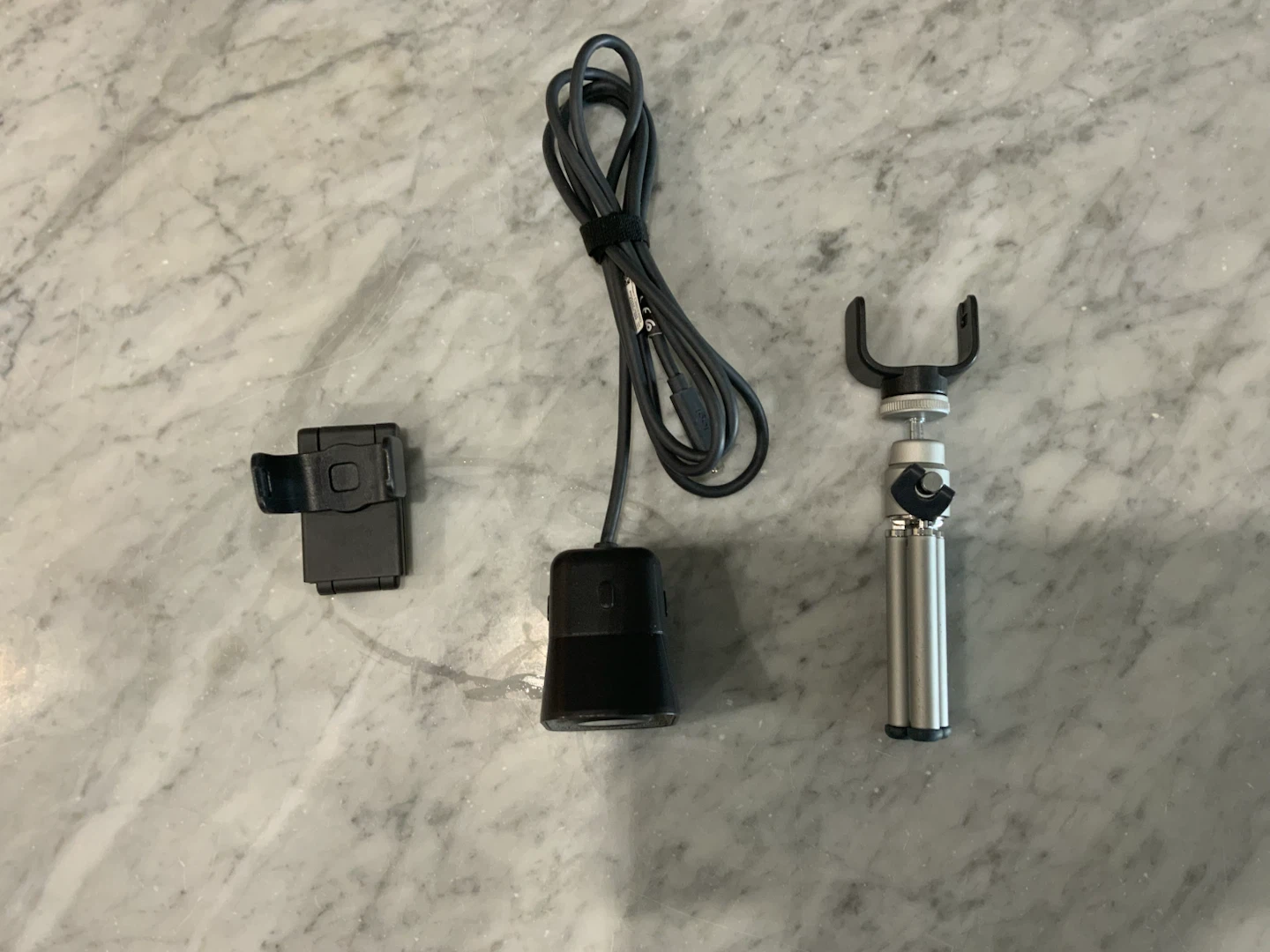 Logitech StreamCam with Tripod and Mount - photo 2