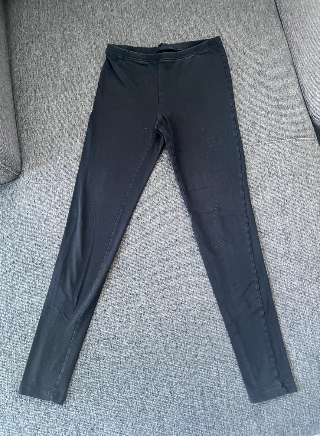 Black leggings