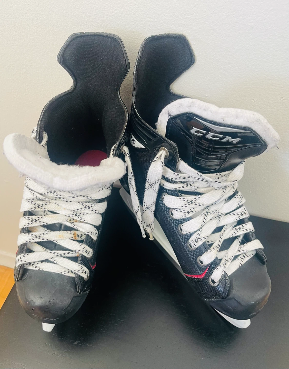 CCM RBZ Ice Skates - Size 3 - photo 2