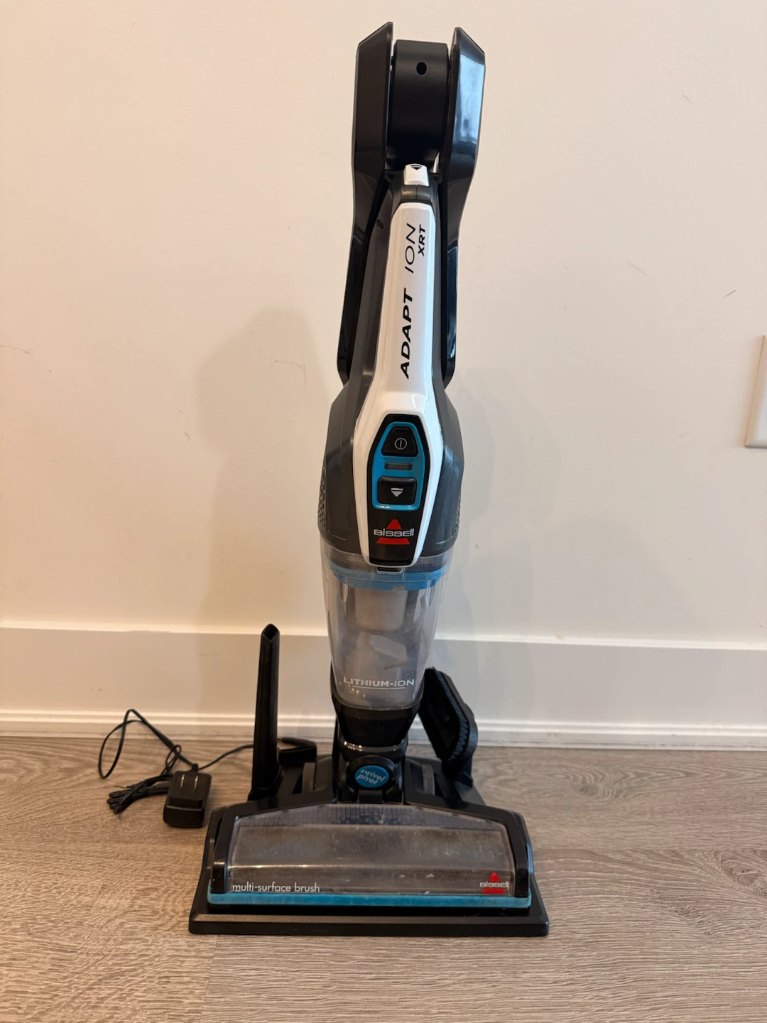 Bissell Adapt Ion XRT Vacuum - photo 2