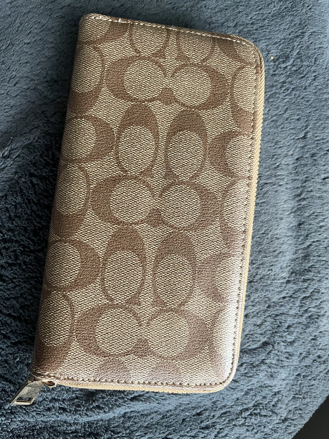 Coach Signature Canvas Zip Wallet - photo 2