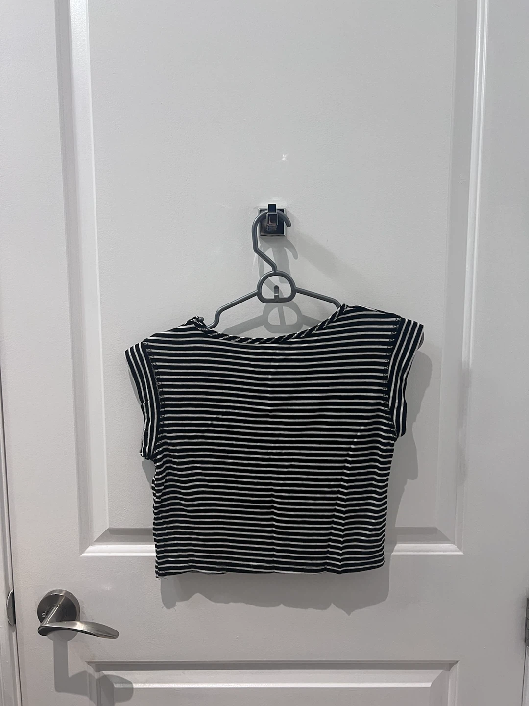 Striped sleeveless crop top - photo 2