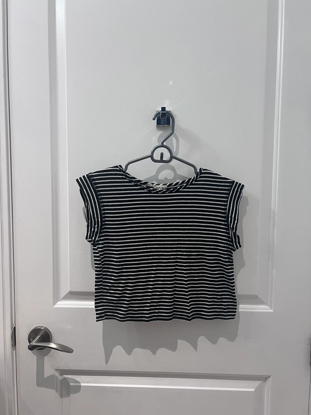 Striped sleeveless crop top