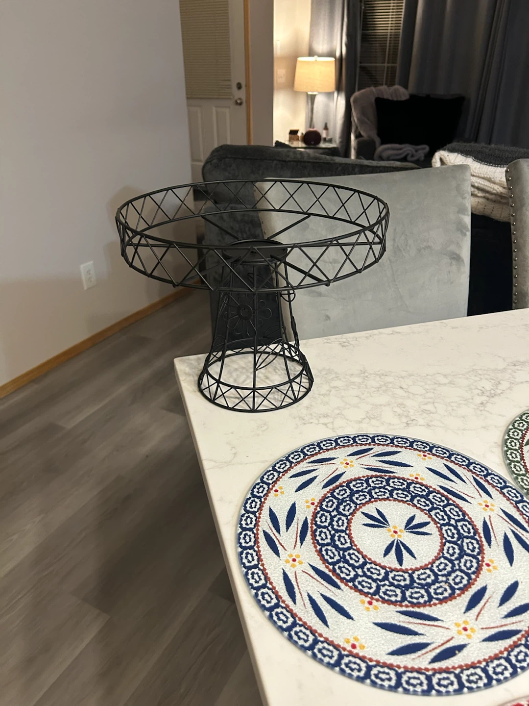 Metal Wire Cake Stand with Four Glass Plates - photo 4