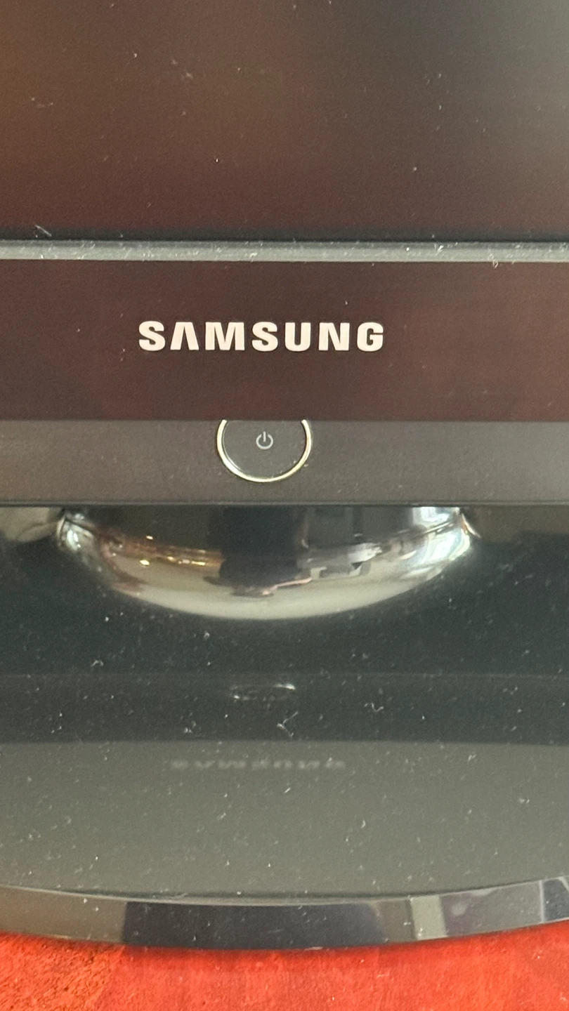 Samsung 32-inch LCD Television LNT3232HX - photo 3