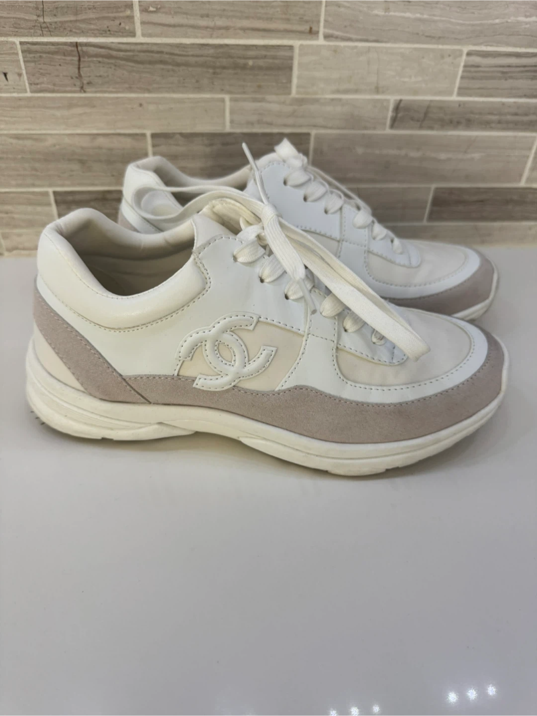 Sneakers White and Beige size 8