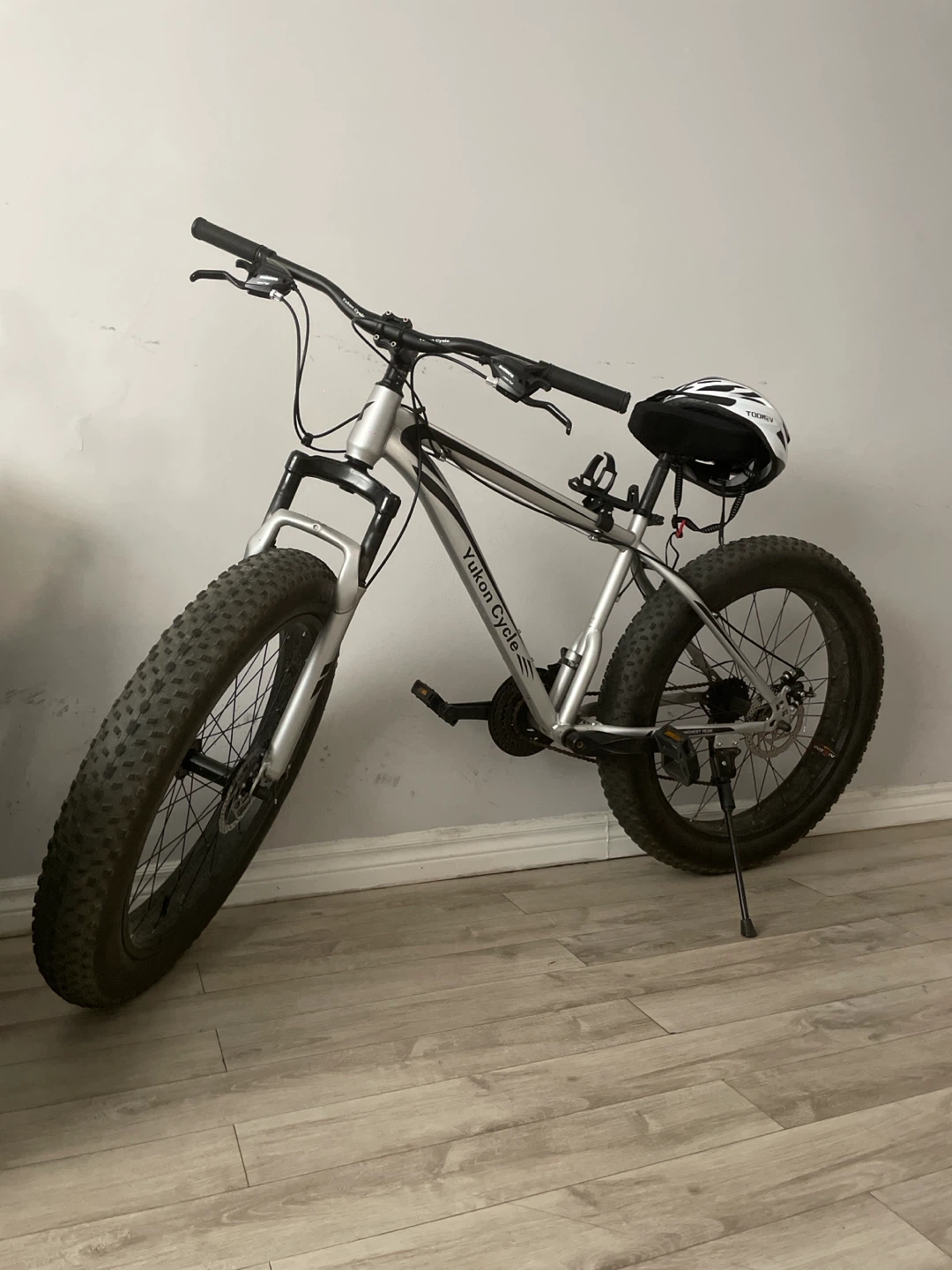 Yukon Cycle Fat Tire Bike