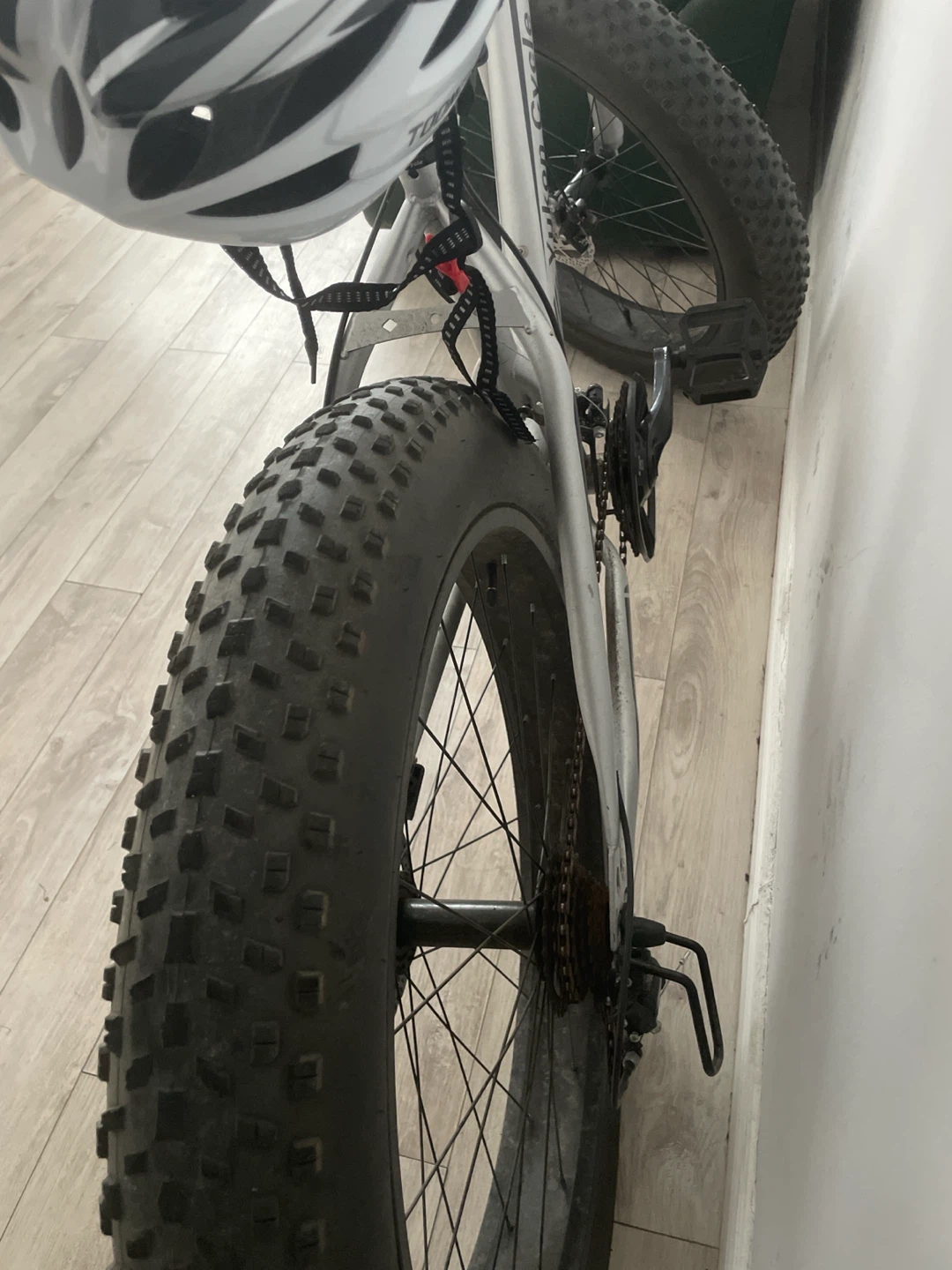 Yukon Cycle Fat Tire Bike - photo 2