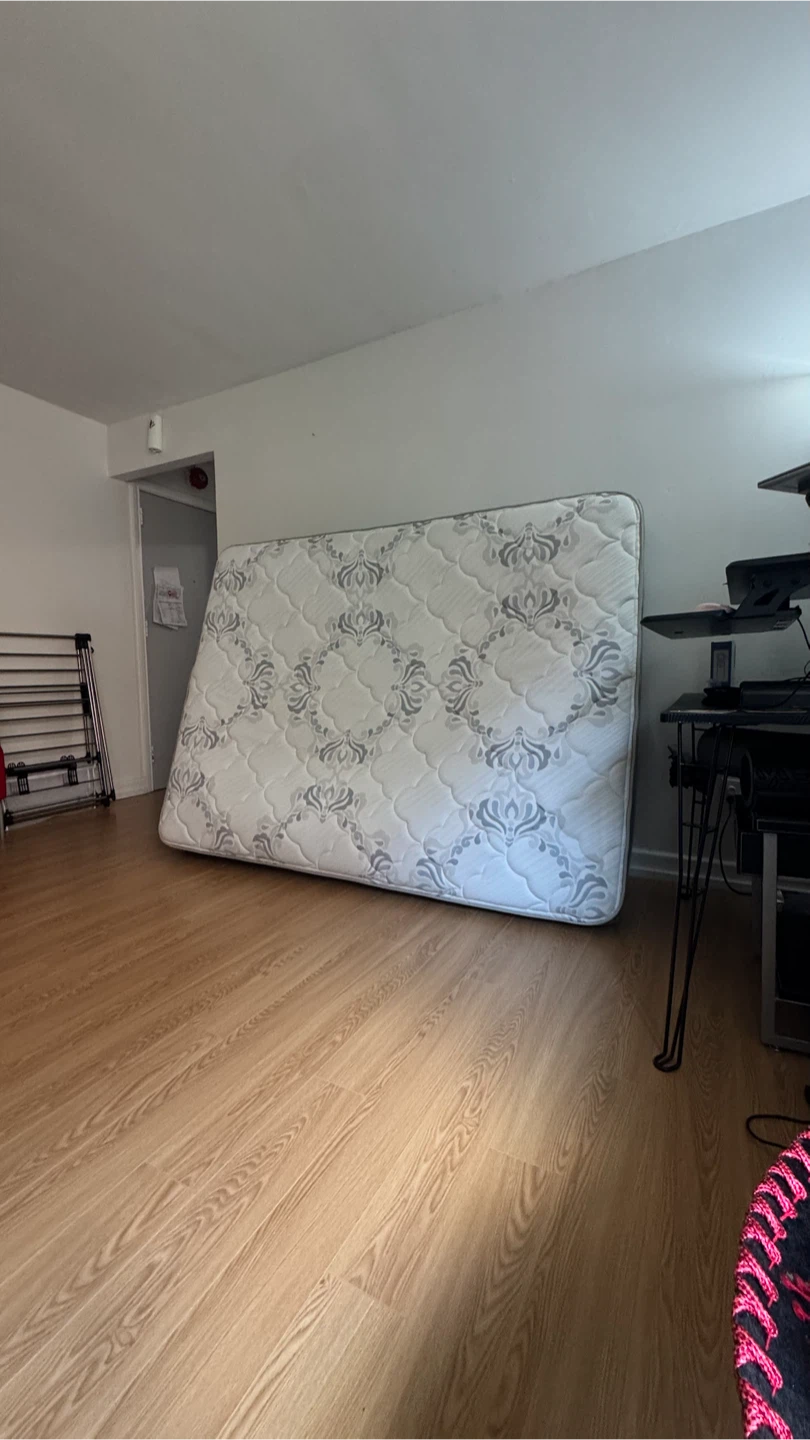 Beautyrest Silver Queen Mattress – Medium Firm – Fast Sale