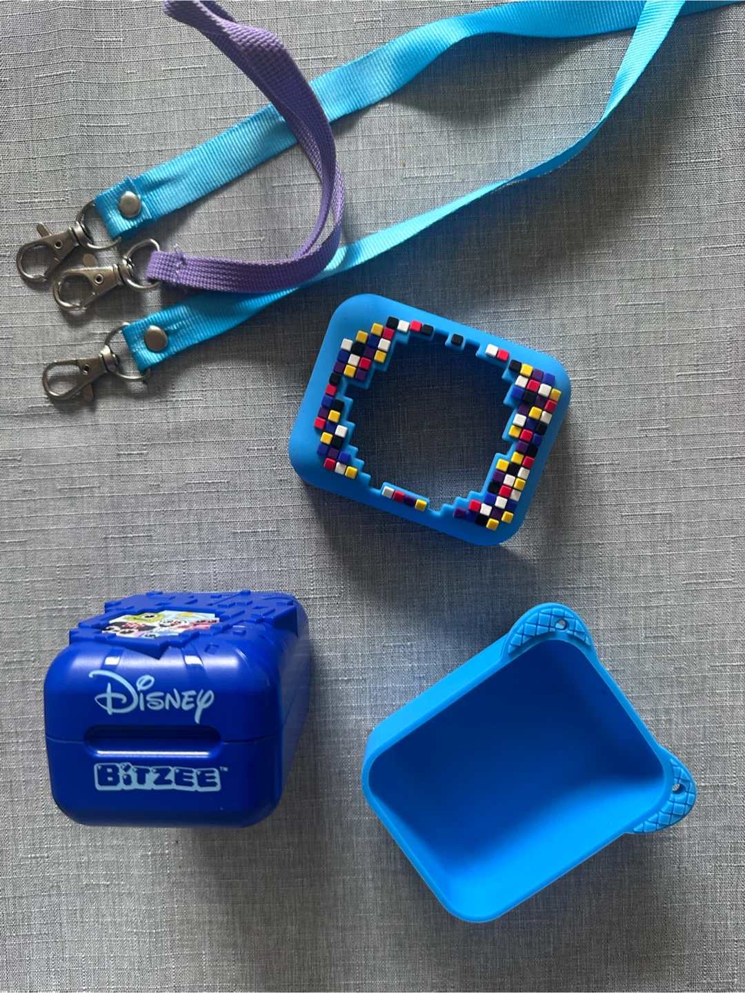 Disney bitzee with protective case - photo 2