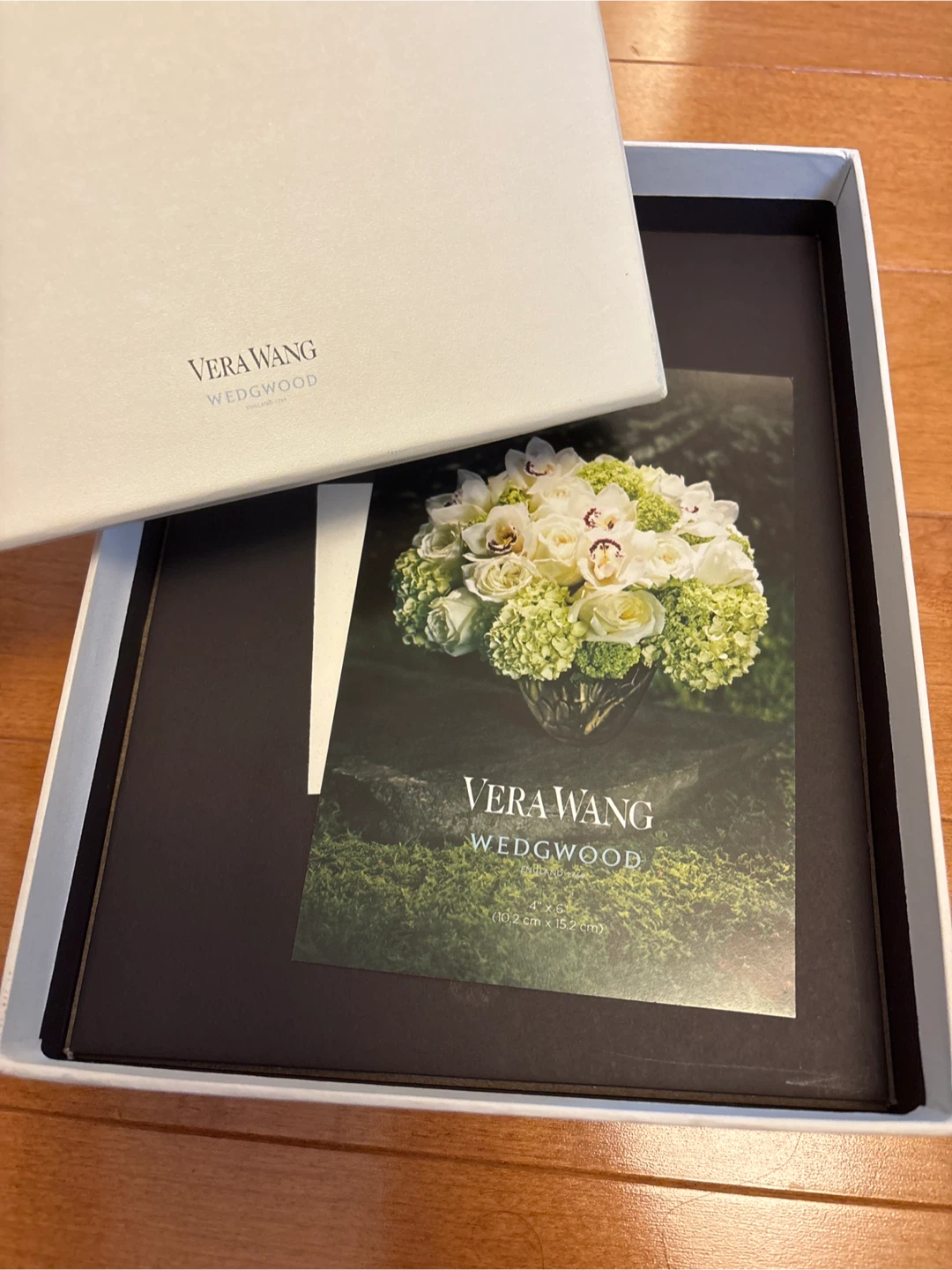 Vera Wang Silver Frame - photo 3