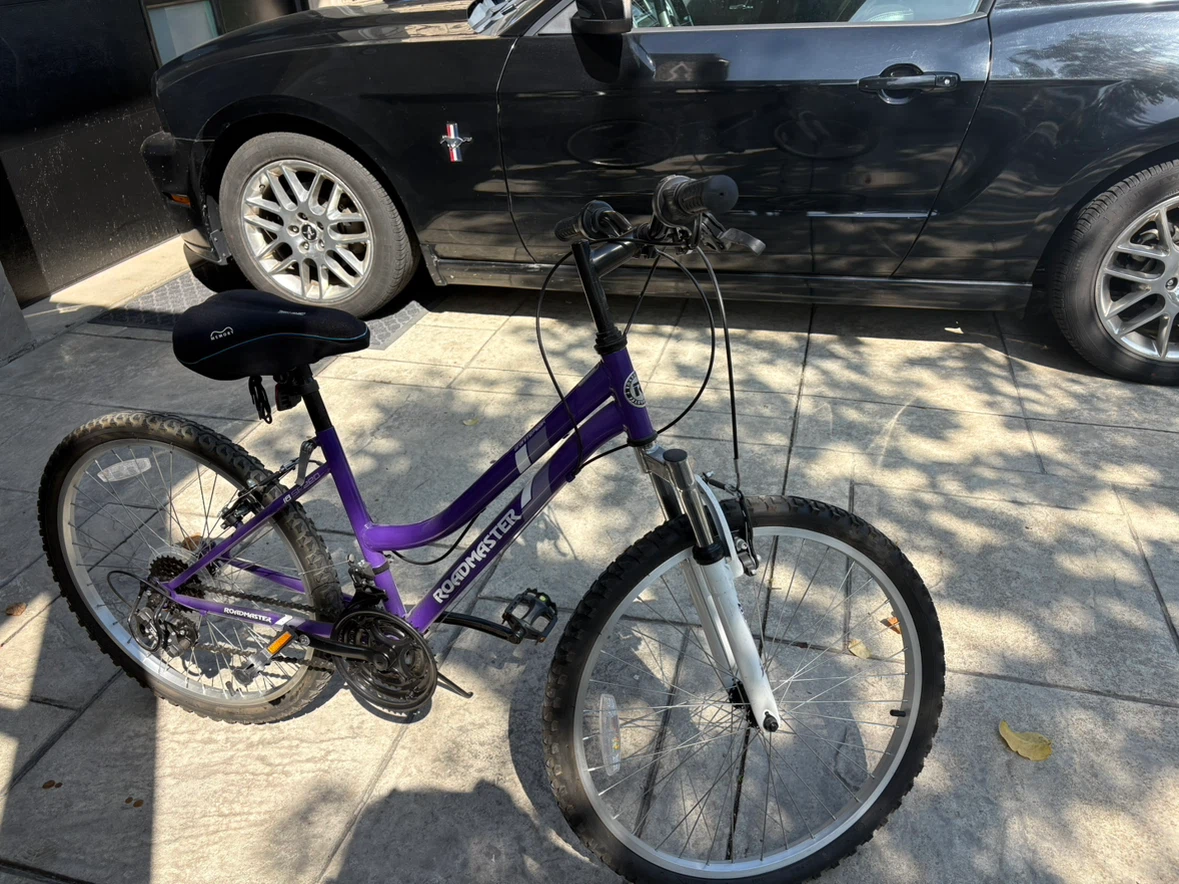 Roadmaster Granite Peak Mountain Bike - photo 3