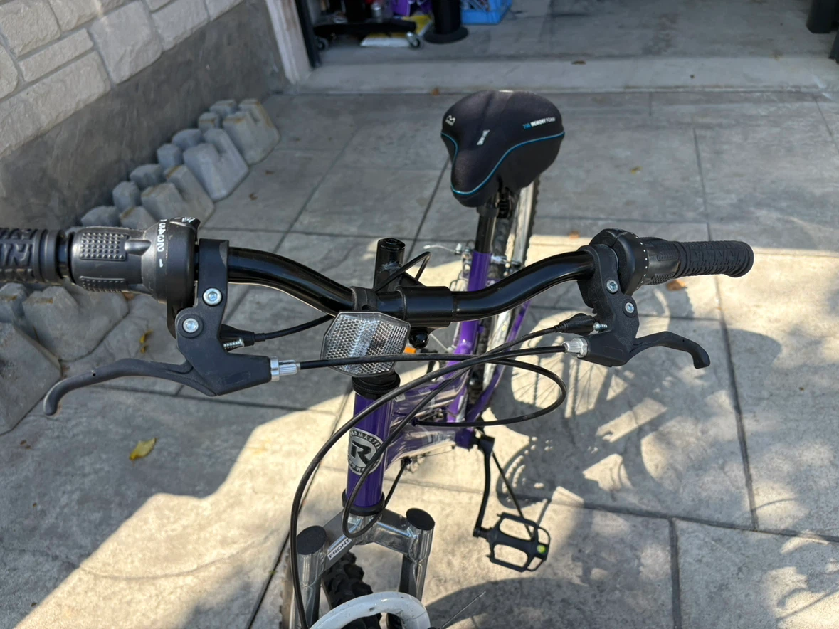 Roadmaster Granite Peak Mountain Bike - photo 5