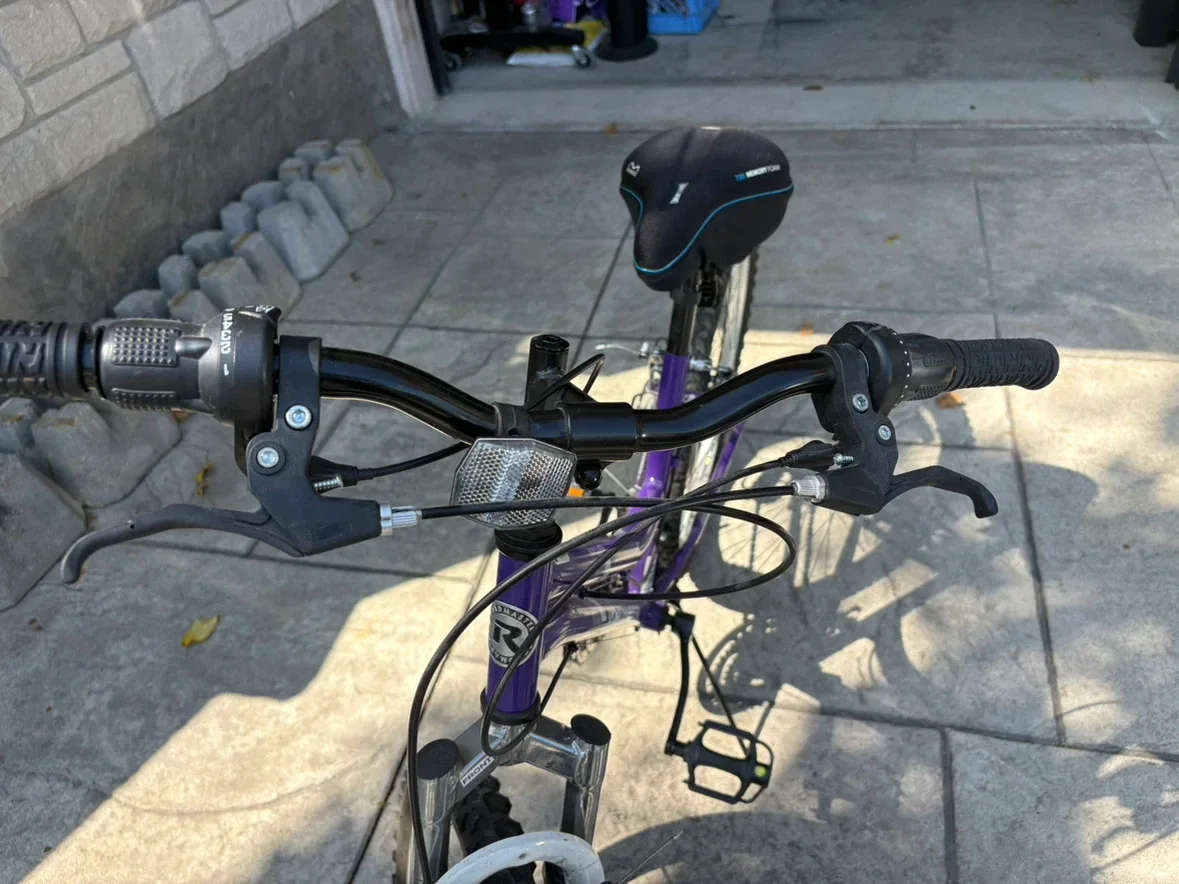 Roadmaster Granite Peak Mountain Bike - photo 5