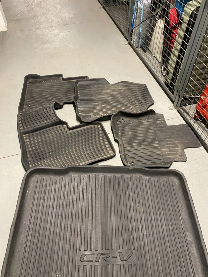 Honda CR-V All-Weather Floor Mats and Trunk Liner