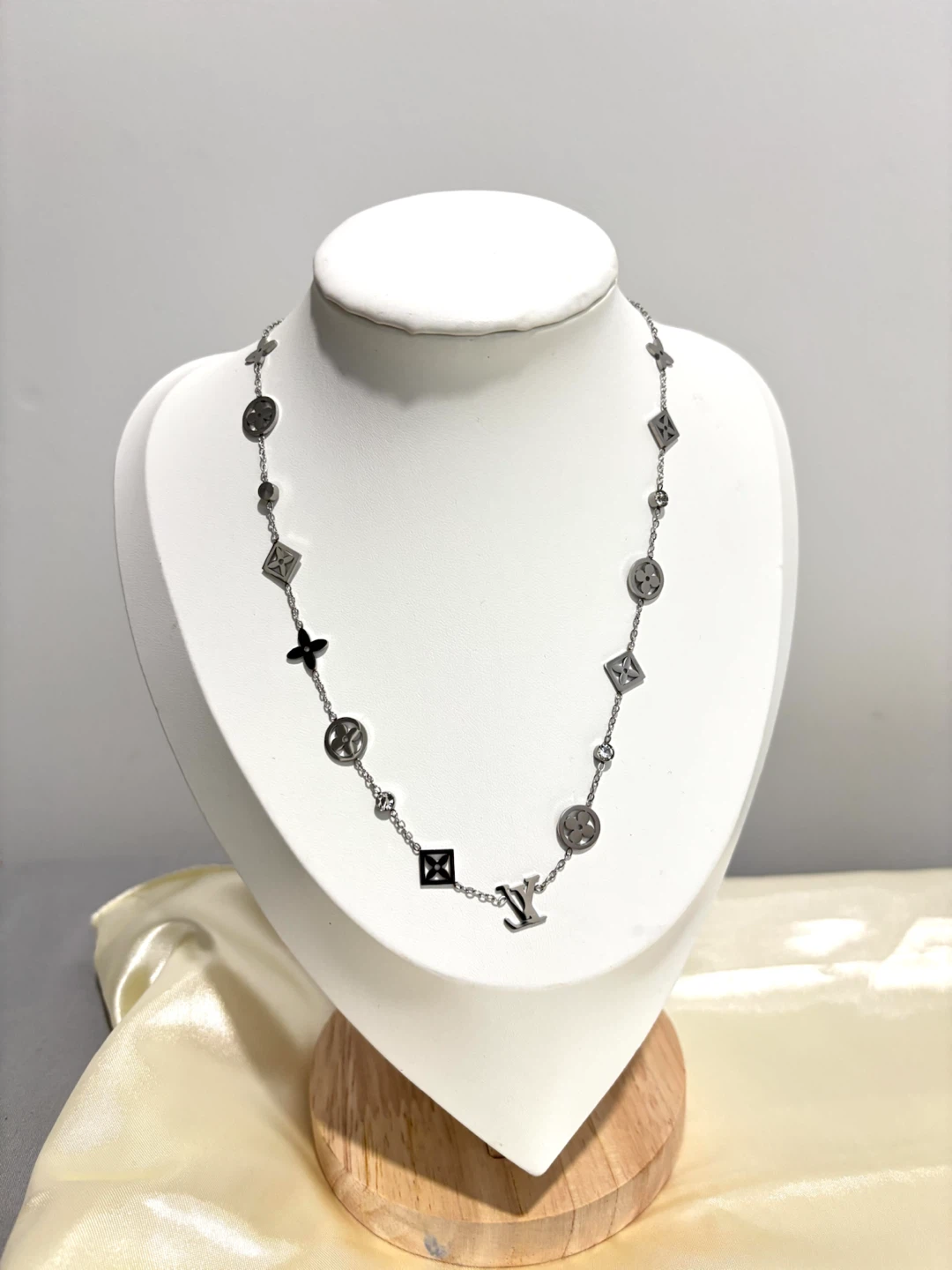 Assorted Fashion Necklaces - photo 5