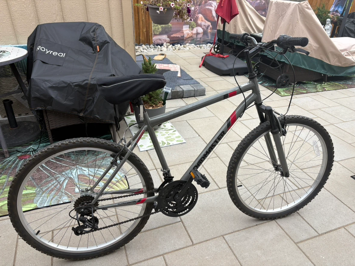Roadmaster Granite Peak Mountain Bike