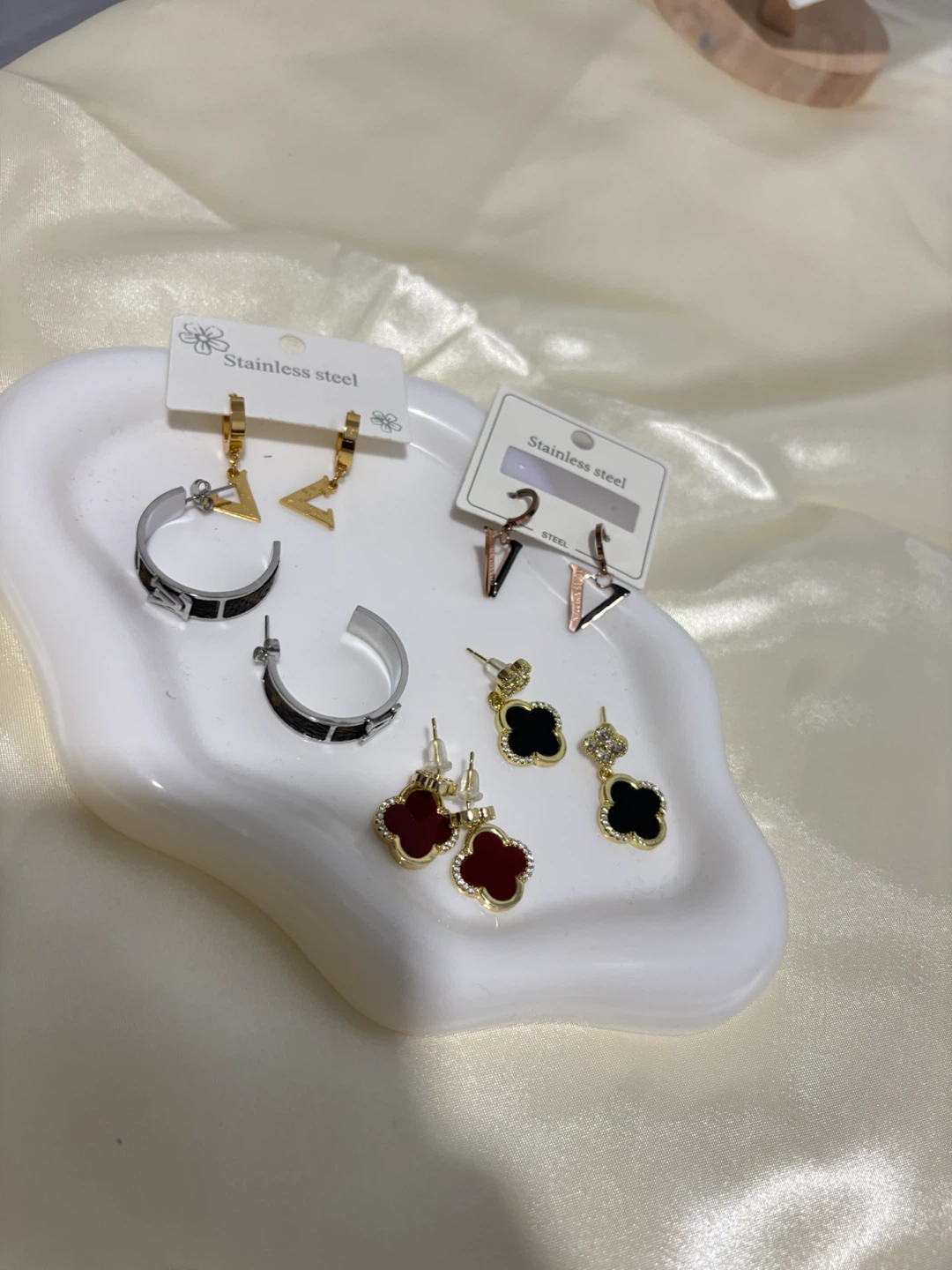 Stainless Steel Earrings and Rings - photo 3