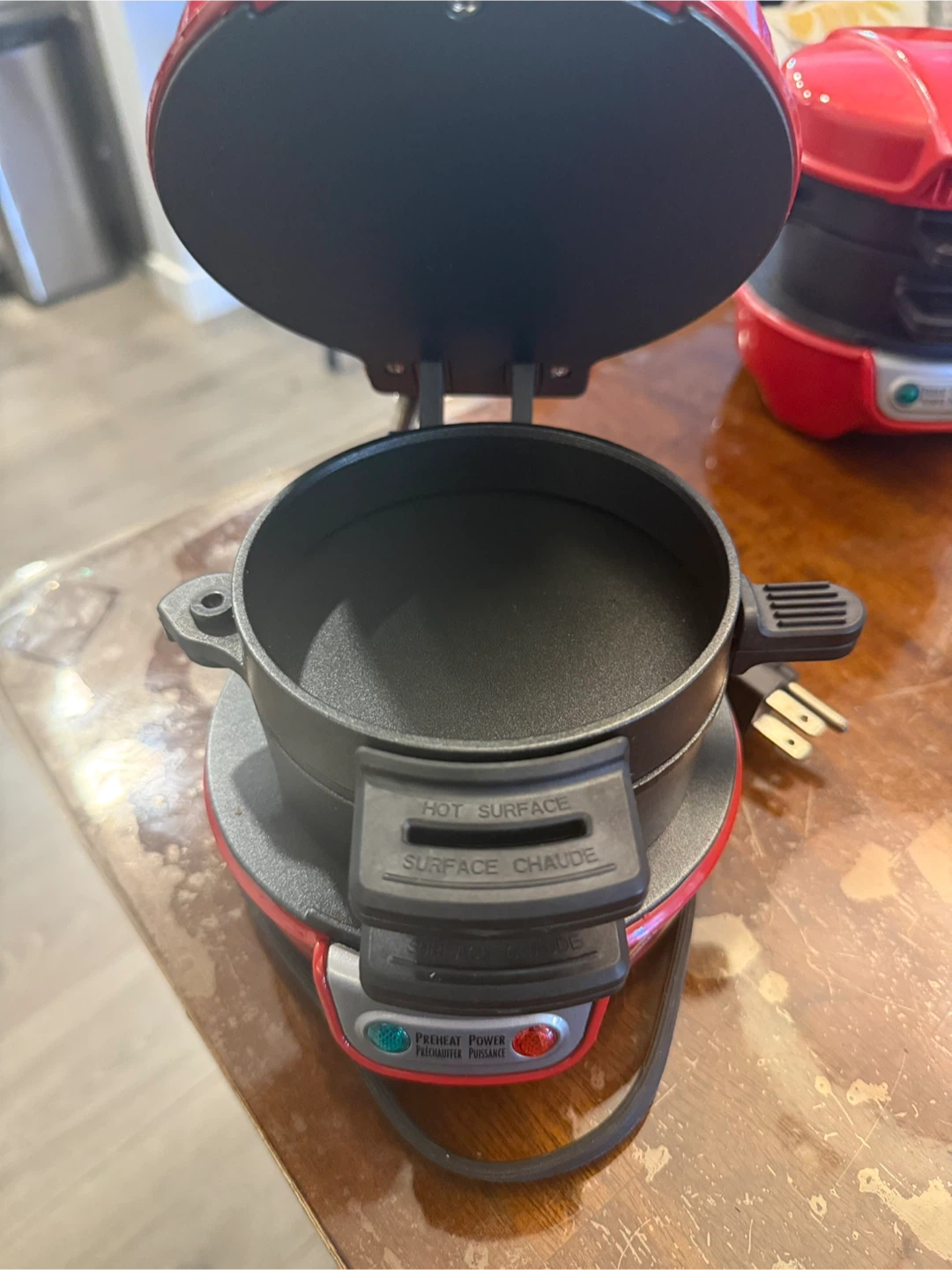 Hamilton Beach Breakfast Sandwich Maker - photo 2