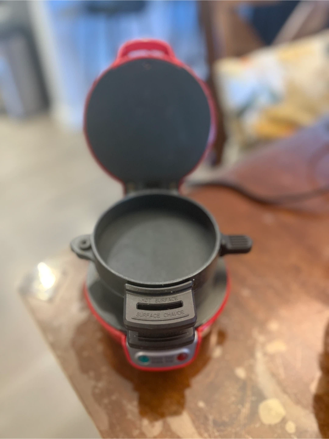 Hamilton Beach Breakfast Sandwich Maker - photo 2